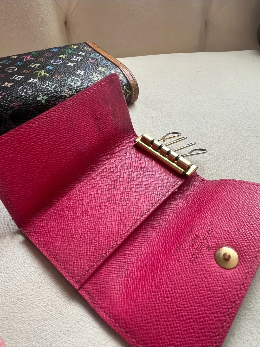 Louis Vuitton Mulicolor set wallet and keys holder